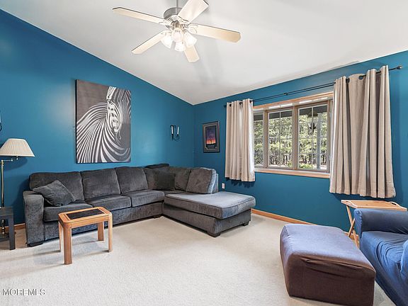 4th image of 112 Margaret Street