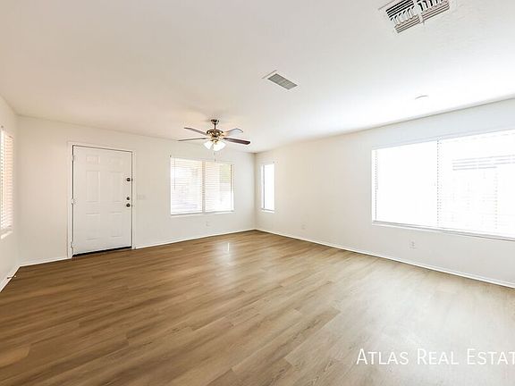 5th image of 30427 N 42nd Pl