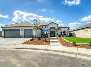 14207 Prestonbrook Dr, Bakersfield, CA 93314