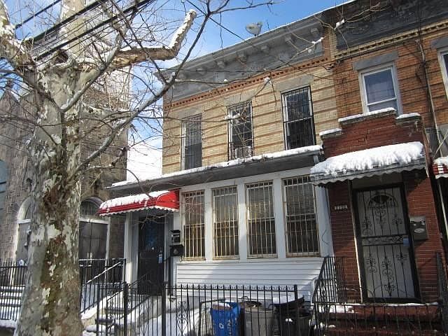 1st image of 2351 E 15th St