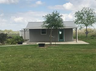 4196 Us Highway 90a W, Hallettsville, TX 77964