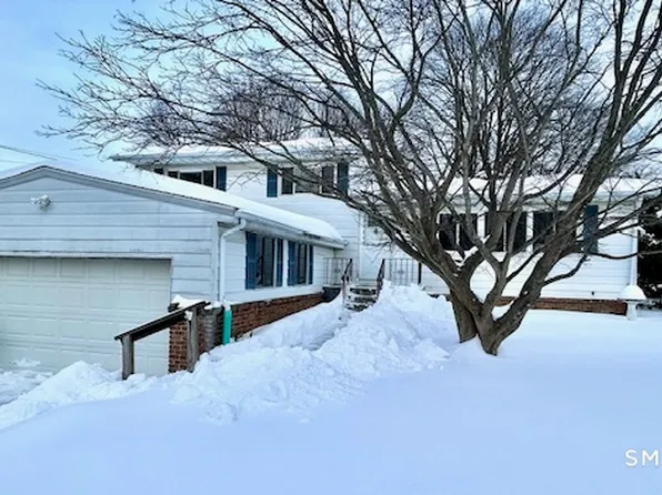 41 Barnum Road, New Fairfield, CT 06812