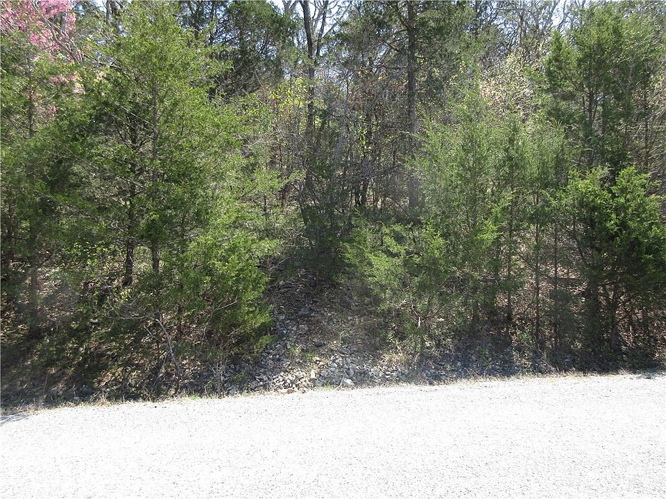 2nd image of 6 Hillside Dr