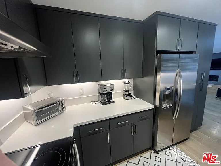 723 Palisades Beach Rd #211 — Photo 7