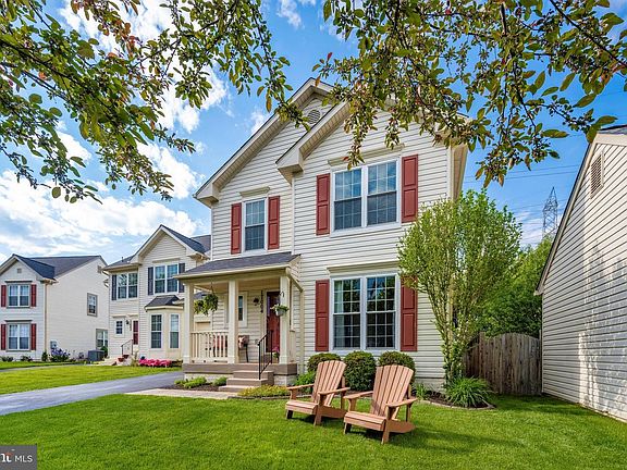 3rd image of 17004 Indian Grass Dr