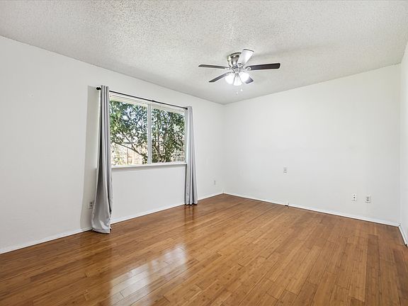 5th image of 5204 Hedgewood Dr