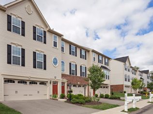 8036 Hinsdale Ln, Mc Donald, PA 15057