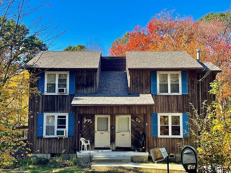 64 Lake George Rd #B — Photo 2