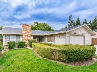 10 Morningsun Ct, Sacramento, CA
