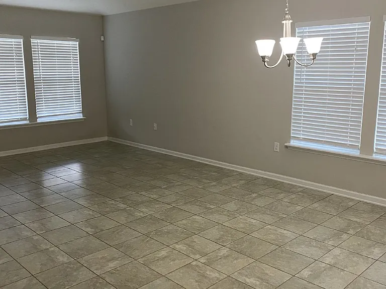 7400 Benes Trl — Photo 18