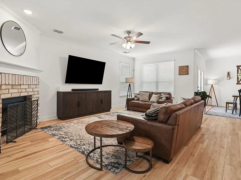 10032 Travis Dr — Photo 4
