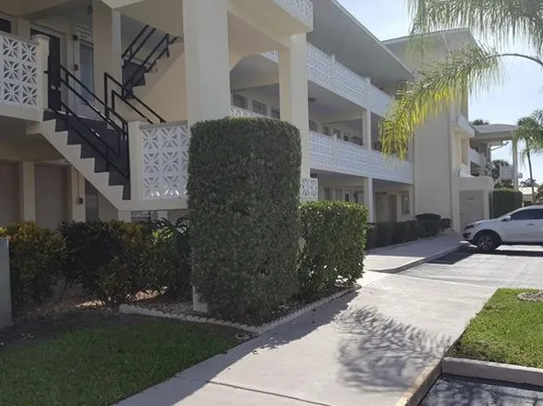 1235 S Highland Ave #1203, Clearwater, FL 33756