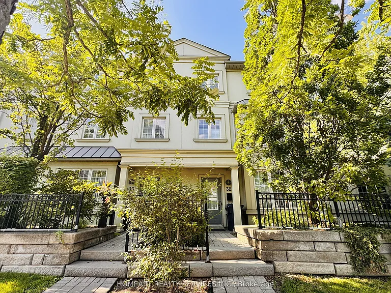32 Glendora Ave — Photo 1