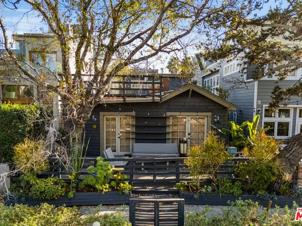416 Sherman Canal, Venice, CA 90291