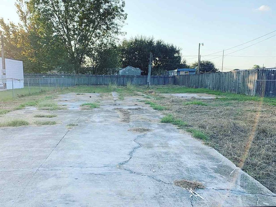 1st image of 515 Karla Dr