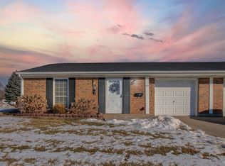 10 Meadow Ln #A, Lebanon, OH 45036