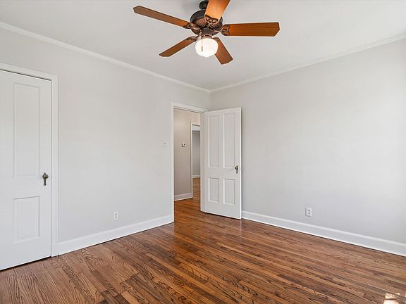 3rd image of 3573 Philwood Ave