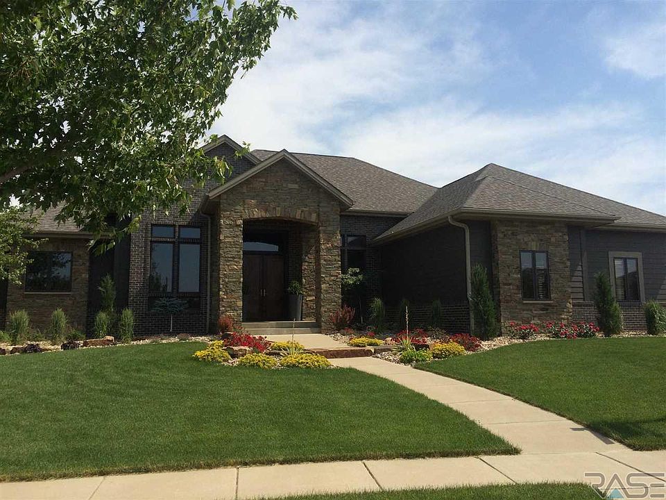 1st image of 6908 S Hendon Cir