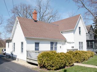 117 John St #B, Dekalb, IL 60115