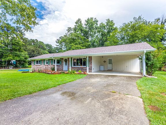 3rd image of 3298 Villa Ln