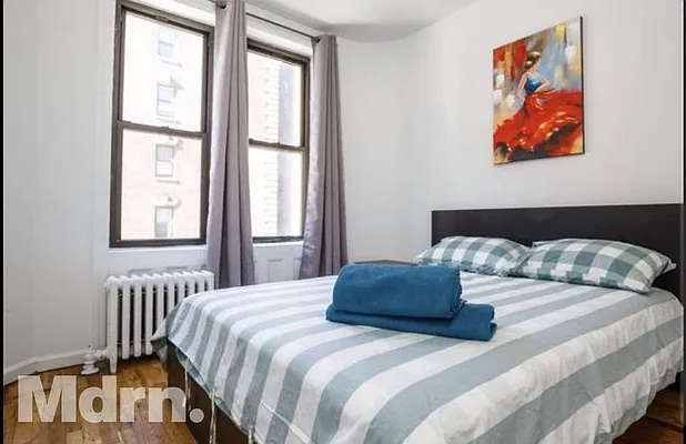 Rented by Mdrn Residential | media 8