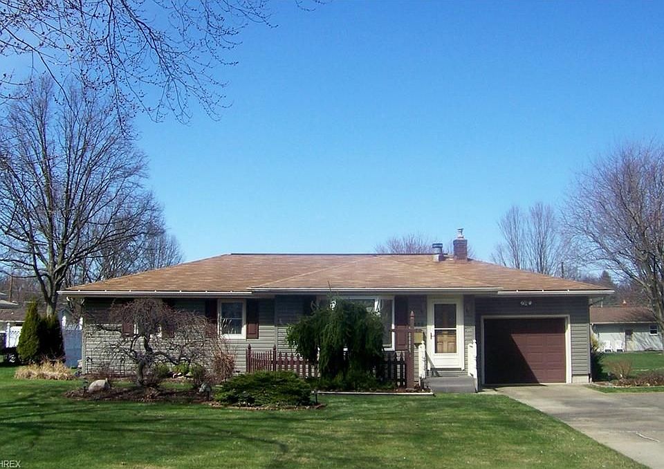 1st image of 4638 Pinegrove Ave