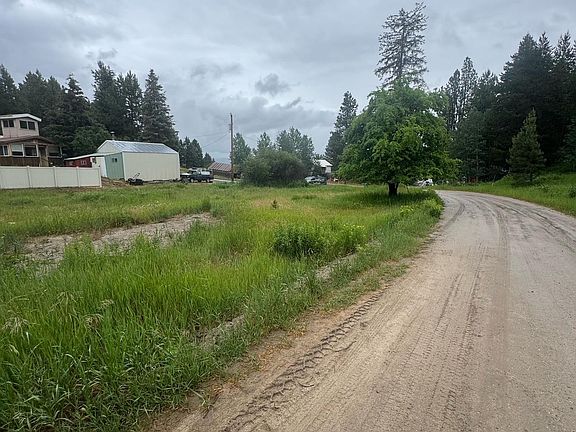 2nd image of 401 Basque Road