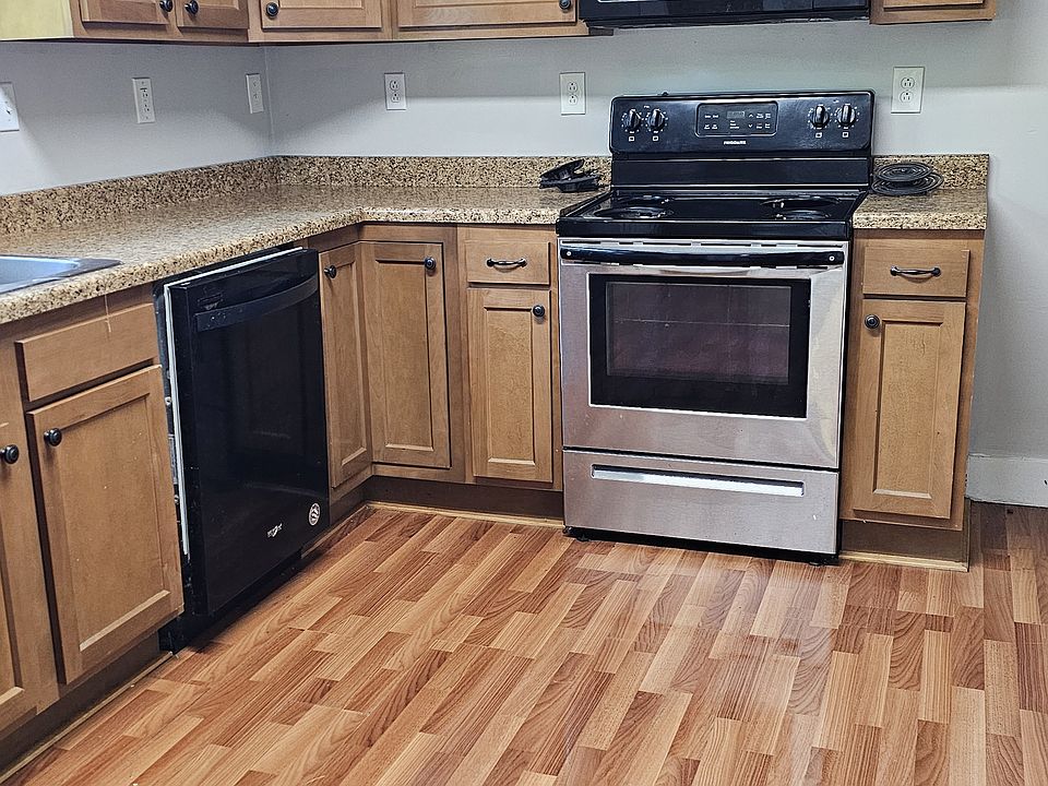 1st image of 1009 Pittsburgh St #109