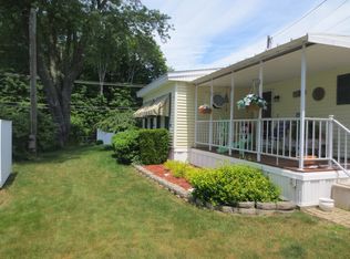 11 Hillpond Dr, Mansfield, CT 06268