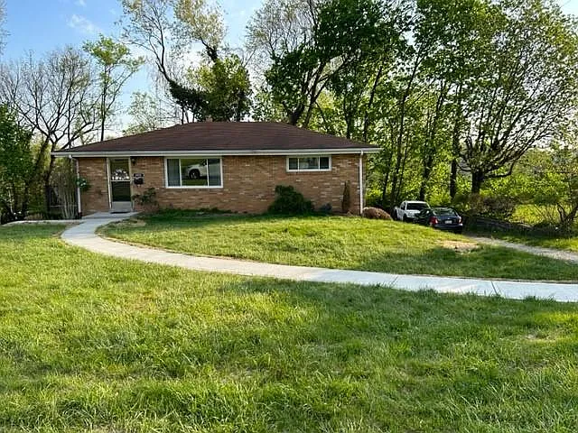 4656 Prescot Dr — Photo 1