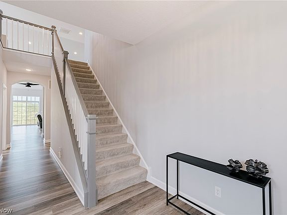 4th image of 6255 N Pointe Dr