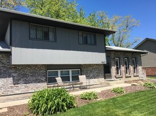 4410 152nd St, Midlothian, IL 60445