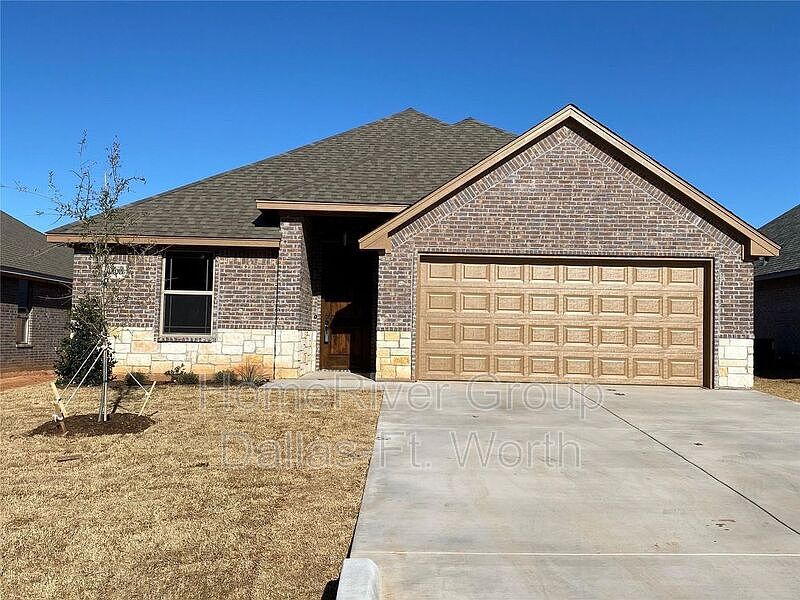 1st image of 3309 Windcrest Dr