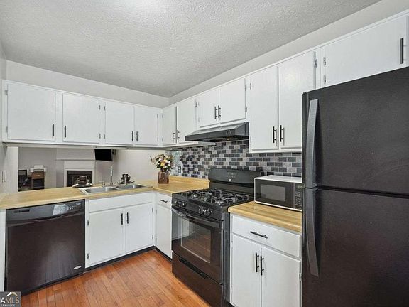 4th image of 6420 Marbut Rd