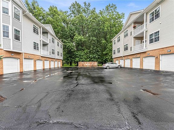 4th image of 605 Aqua Marine Blvd