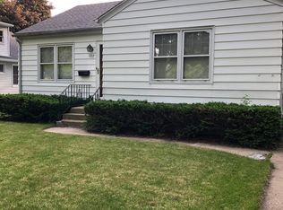 722 Edison St, Geneva, IL 60134