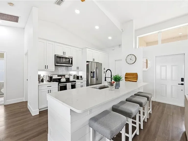 7287 Mill Pond Cir — Photo 12