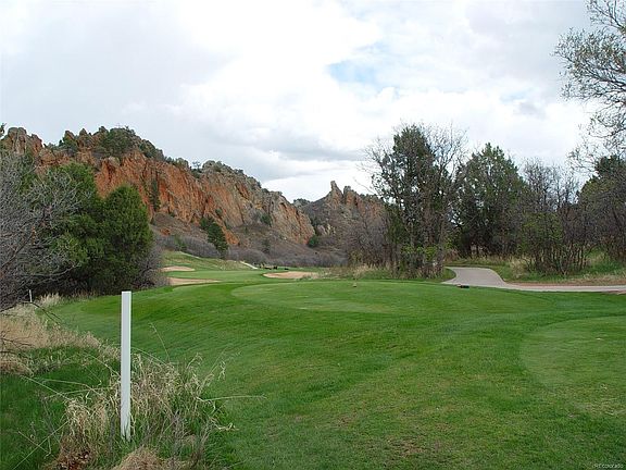 3rd image of 6040 Country Club Dr