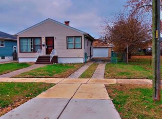 283 Paxton Ave, Calumet City, IL 60409