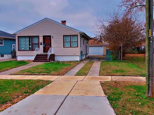 283 Paxton Ave, Calumet City, IL 60409