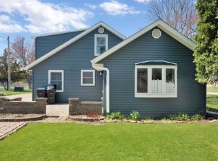 965 2nd St, Marion, IA 52302