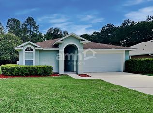 220 Southlake Dr, Saint Augustine, FL 32092