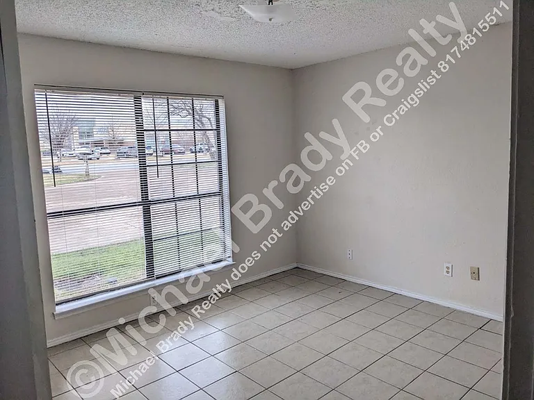 3262 Matthews Dr — Photo 9