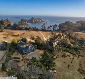 46801 Iversen Drive, Gualala, CA, 95445
