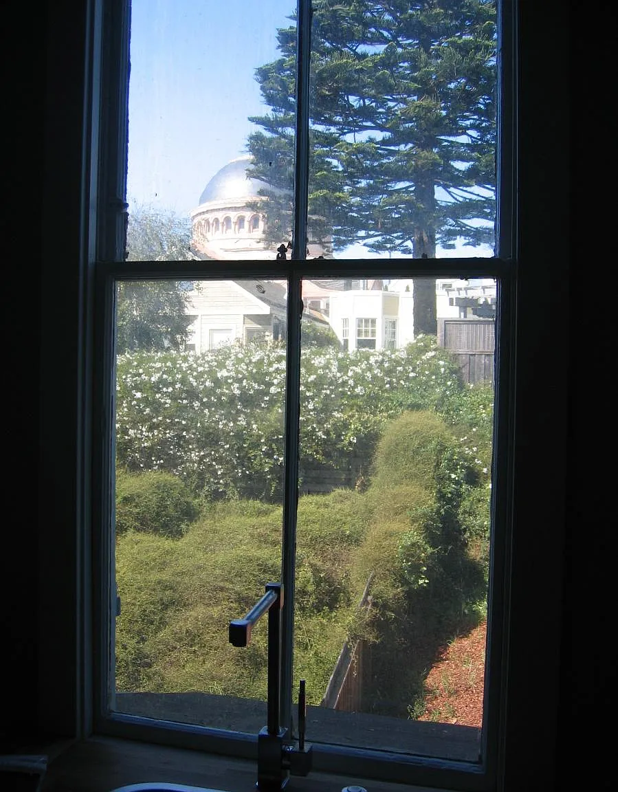 Pine Street, San Francisco — Photo 1