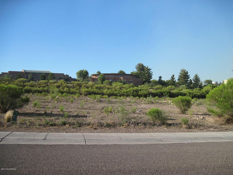 1st image of 22 E Crimson Rd