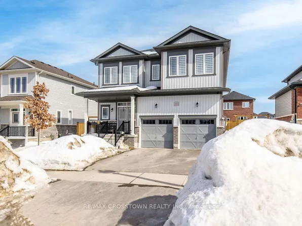 11 Middleton Dr, Wasaga Beach, ON L9Z 0G8
