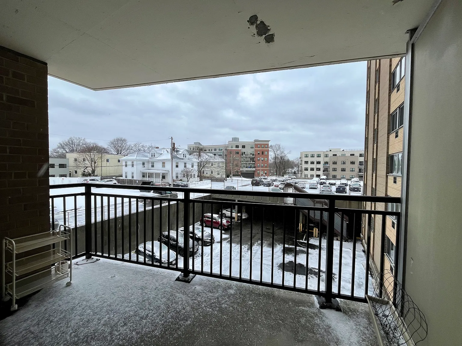 2 bed, 1100 sqft, $2,400 — Photo 3