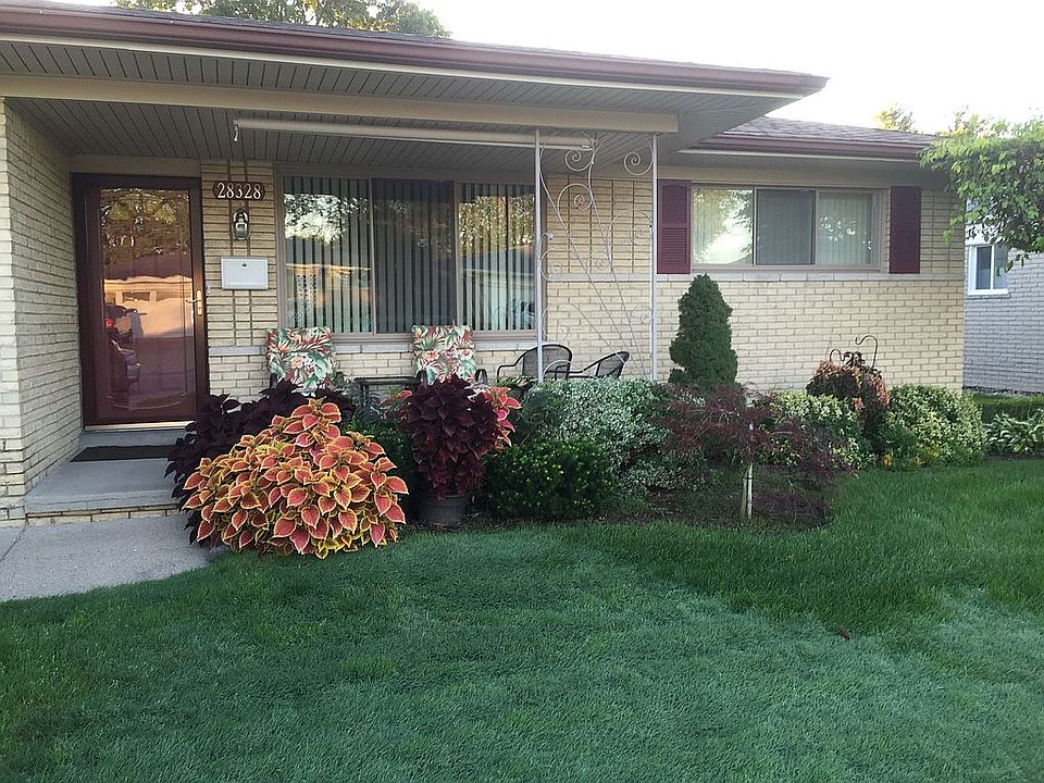 1st image of 28328 Dohran Dr