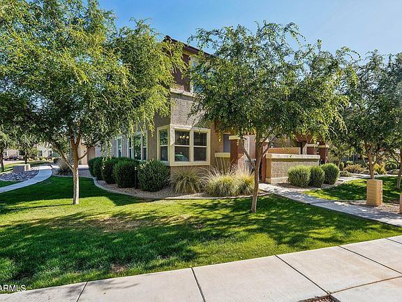 4th image of 14870 W ENCANTO Boulevard #1133